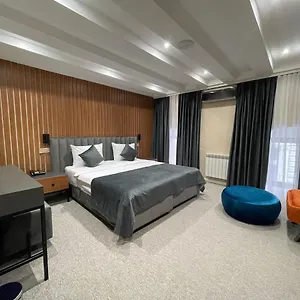 Hotel Eleven