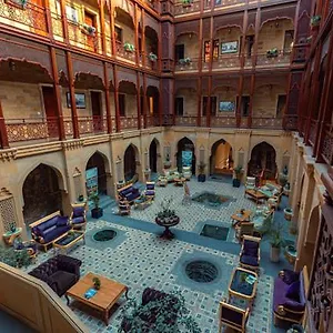 Hotel Shah Palace Luxury Museum